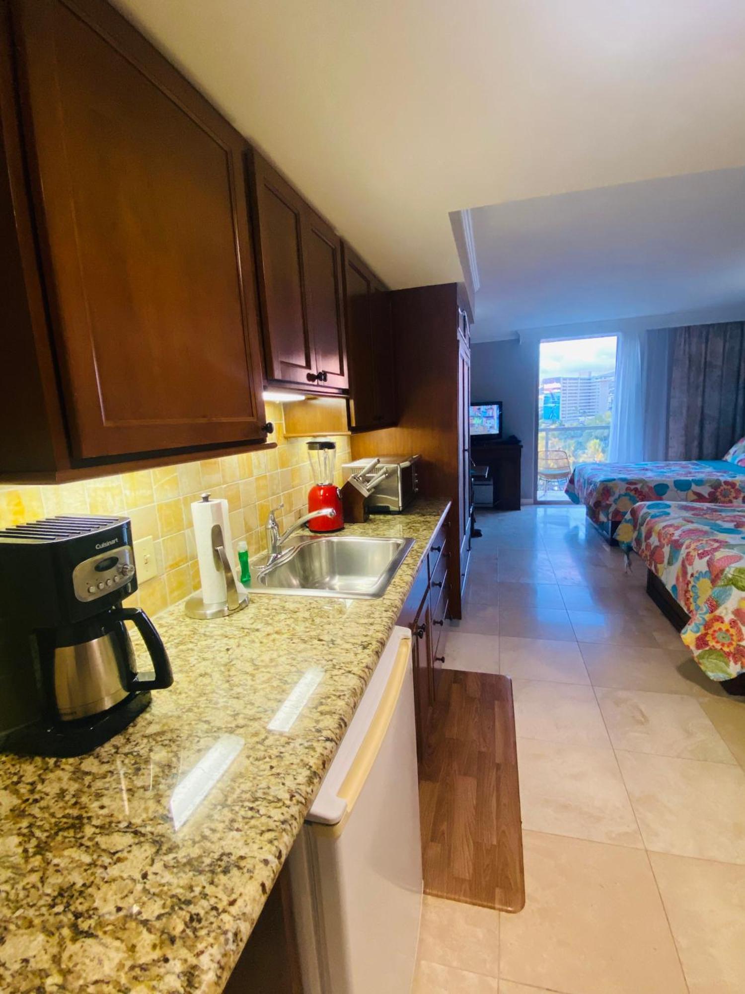 Cozy Studio With Free Parking In Waikiki 檀香山 外观 照片